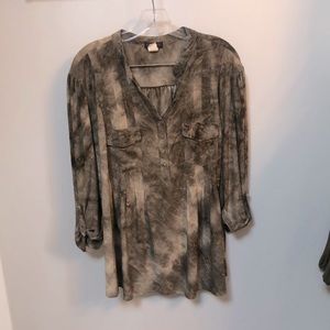 Cocomo Woman 3/4 sleeve tunic size 2x cream and Brown